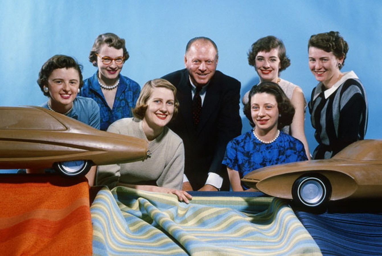 All-female design team in American history: GM'S Damsels of Design - Sheet2