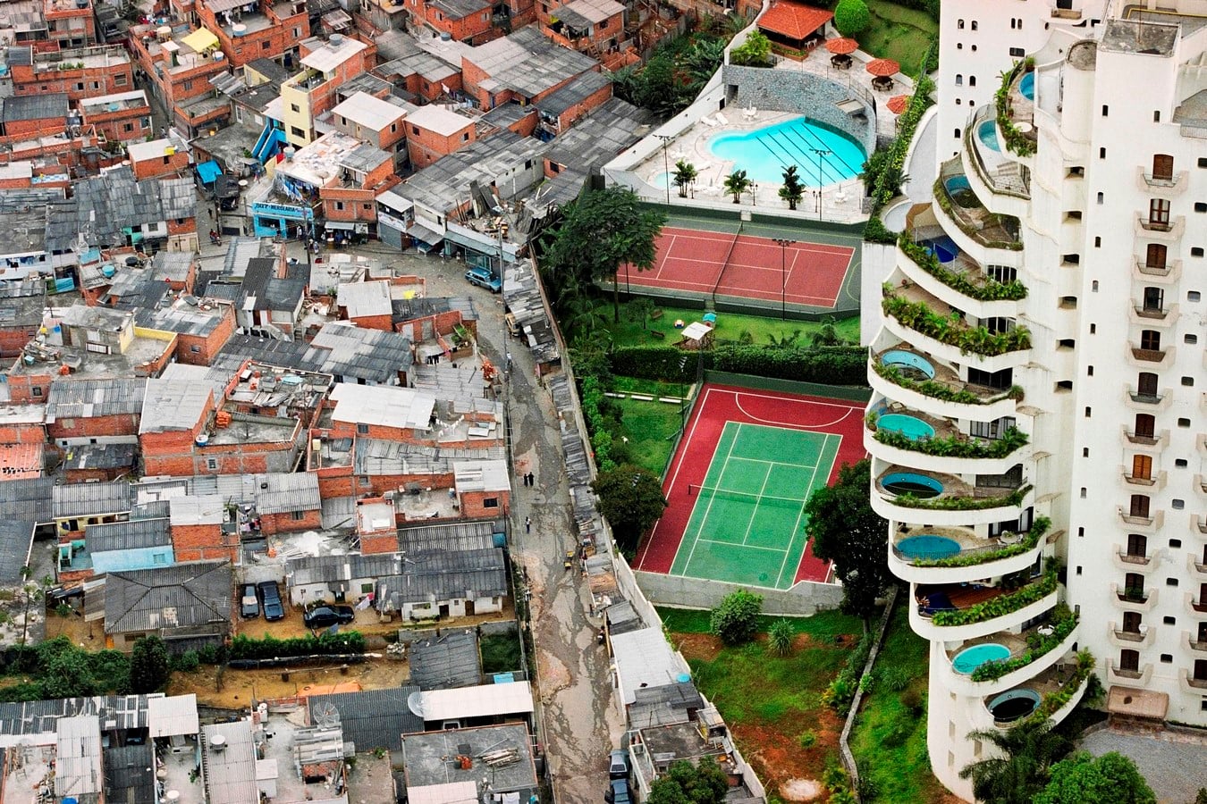 The Great Divide_ Tuca Vieira