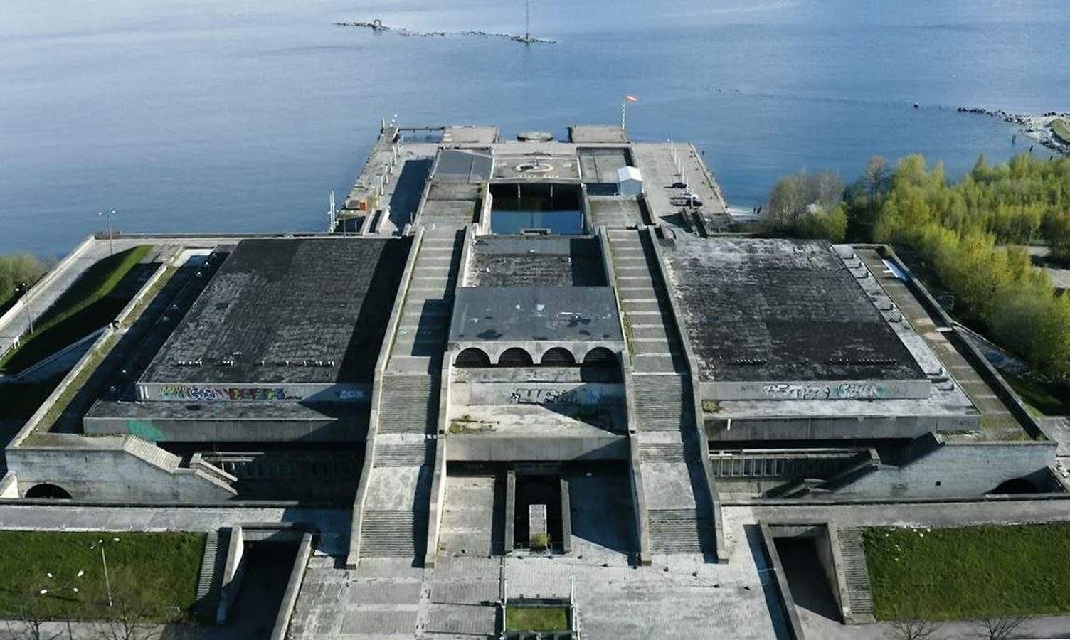 An architectural Review of Tenet - Sheet11
