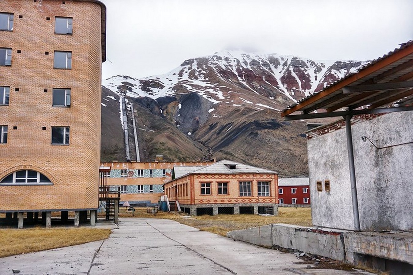 Lost In Time: Pyramiden, Norway - Sheet4