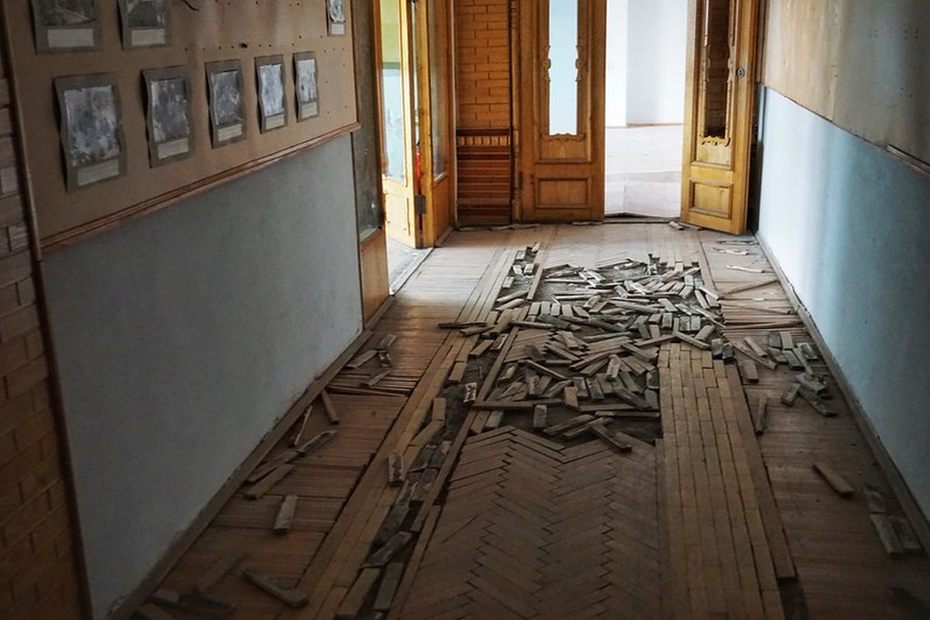 Lost In Time: Pyramiden, Norway - Sheet7