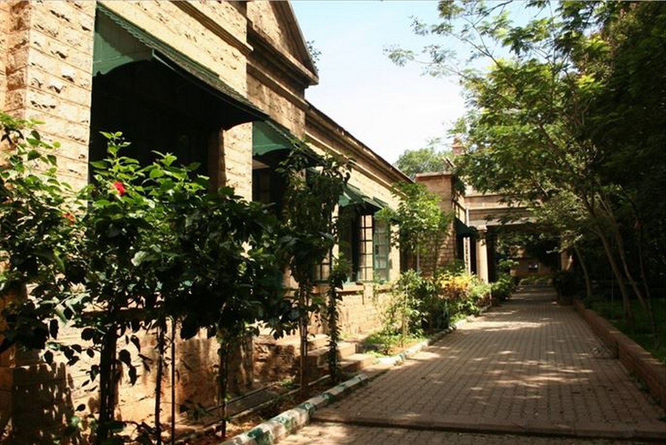 15 Colleges in India offering UX Design programs - Sheet10