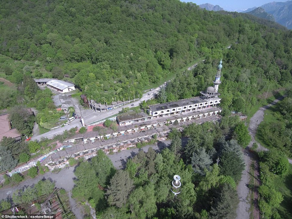 Lost In Time: Consonno, Italy - Sheet6
