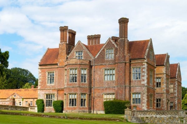 10 Abandoned places houses once owned by millionaires - Sheet12