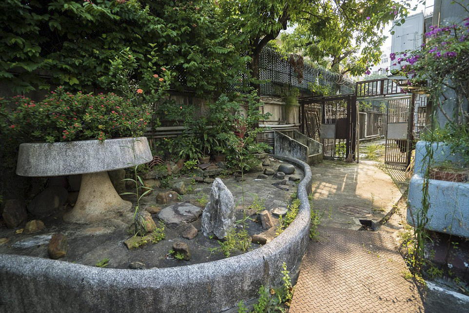 10 Abandoned places houses once owned by millionaires - Sheet7