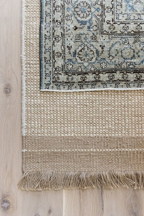 20 Earthy interiors ideas for enhancing your balcony space - Sheet9