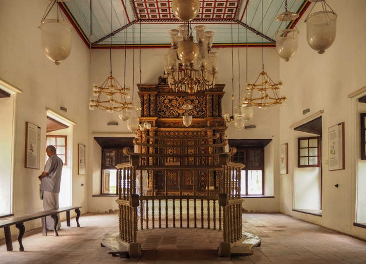 Interior view of Chendamangalam Synagogue_Minor Sights