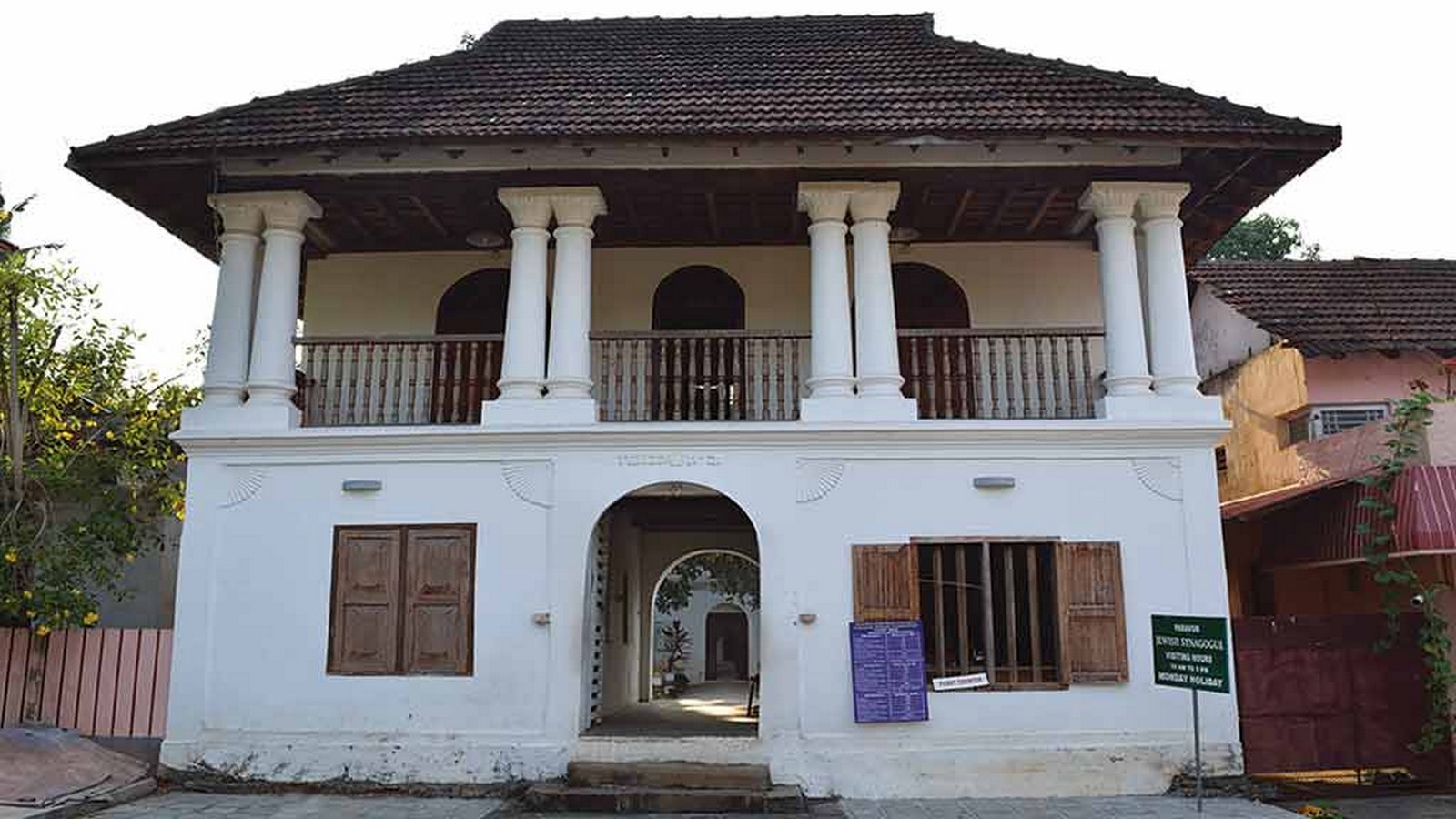 10 must visit synagogue in India - Sheet33