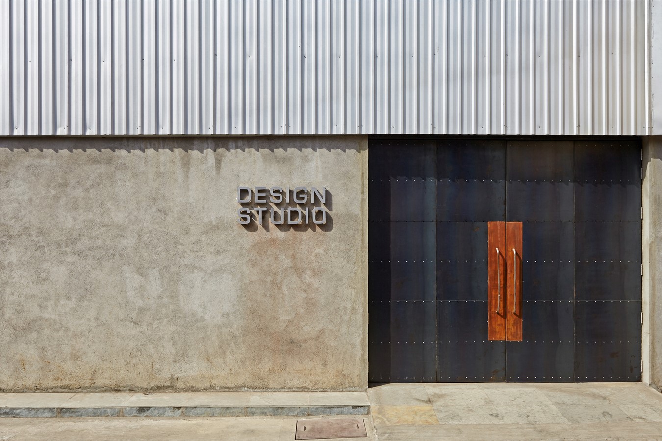 Mahindra Automobile Design Studio by Shimul Javeri Kadri: The styling studio - Sheet7