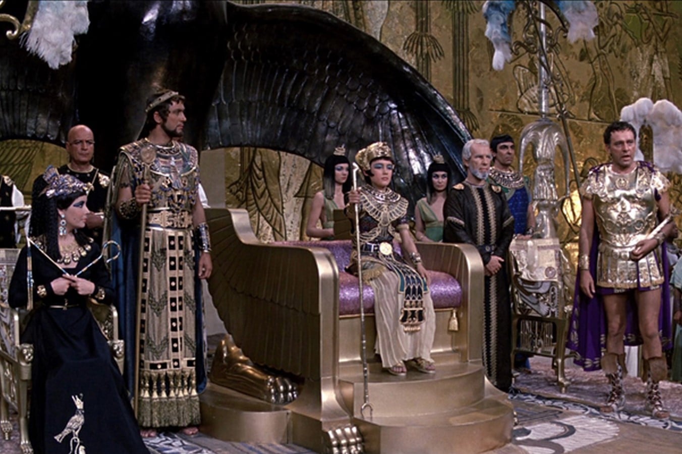 10 Famous set designers of all times around the world - sheet16