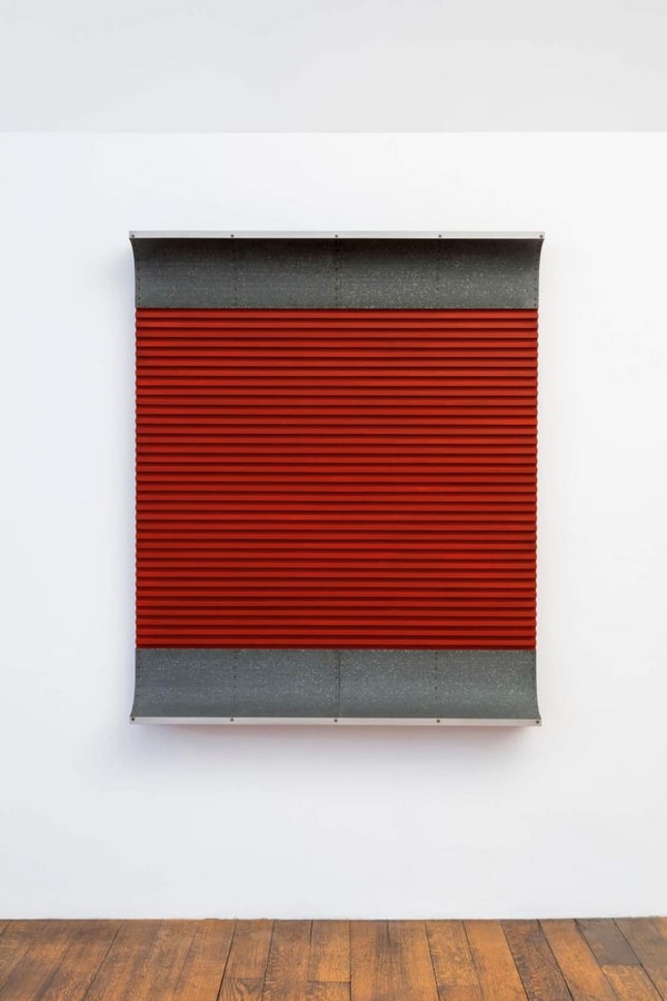Donald Judd, untitled, 1963, Cadmium red light and black oil on wood with galvanized iron and aluminum, 50 x 42 x 5 ½, installed on the Fifth Floor of 101 Spring Street, New York_© JUDD FOUNDATION