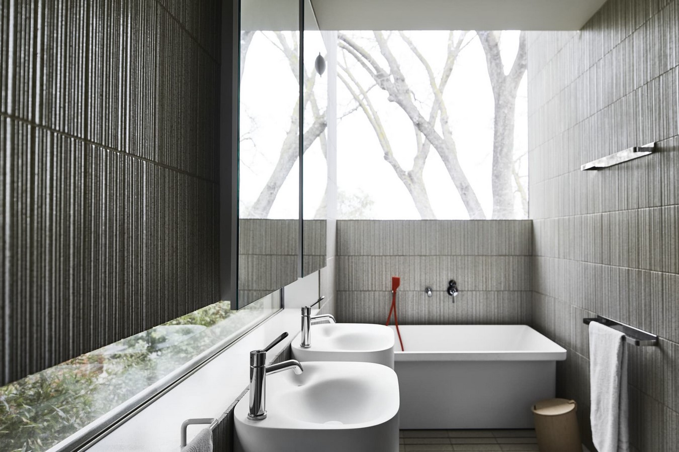 Ceramic tiles_©yellowtrace