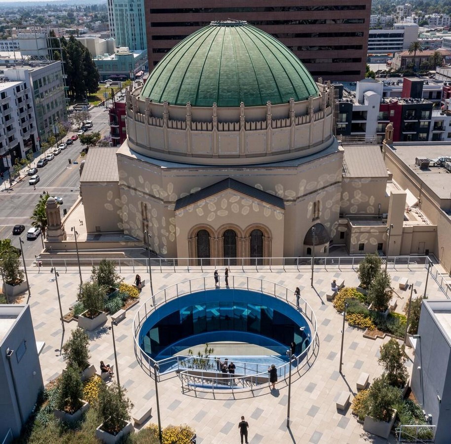 Audrey Irmas Pavilion With Trapezoidal Form That Respects Its Surrounding In California completed by OMA - Sheet4