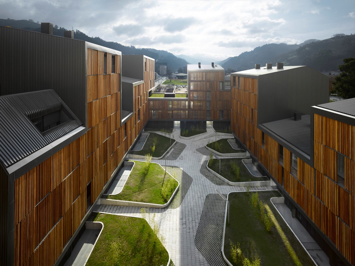 Rethinking the architecture of Social housing - Sheet5
