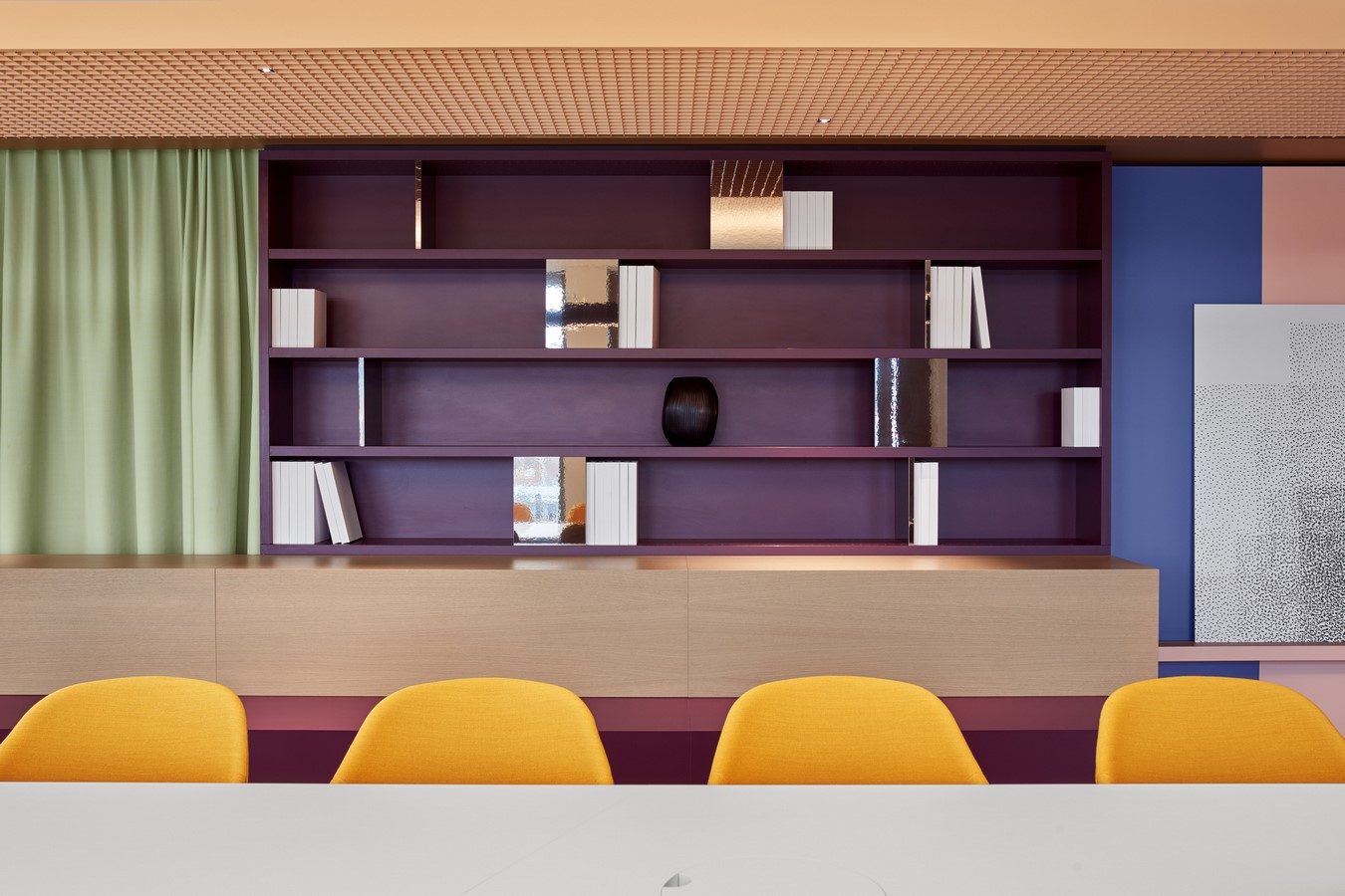 5181 Schoeller SI by Ippolito Fleitz Group-sheet4