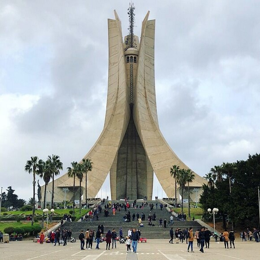 Rethinking the architecture of Memorial space - Sheet2