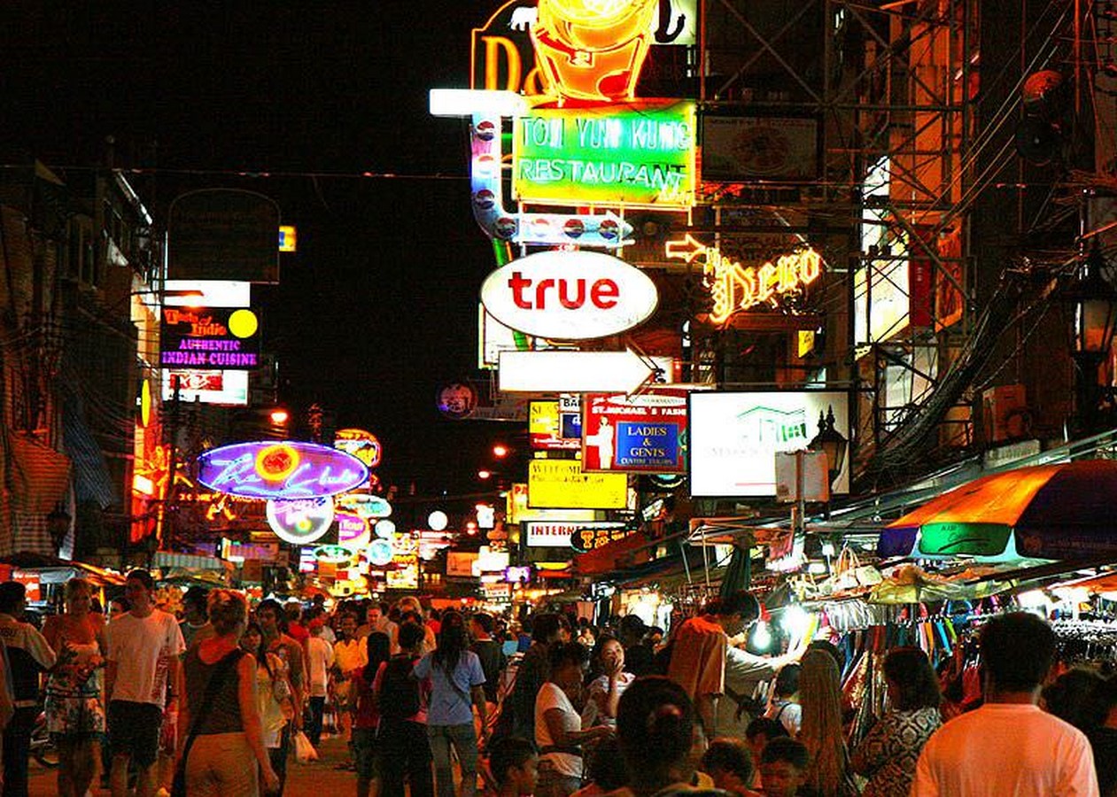 Rethinking the architecture of Retail street - Sheet5