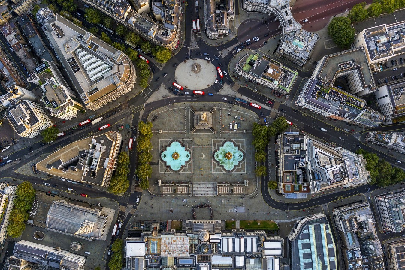 Rethinking the architecture of Retail street - Sheet11
