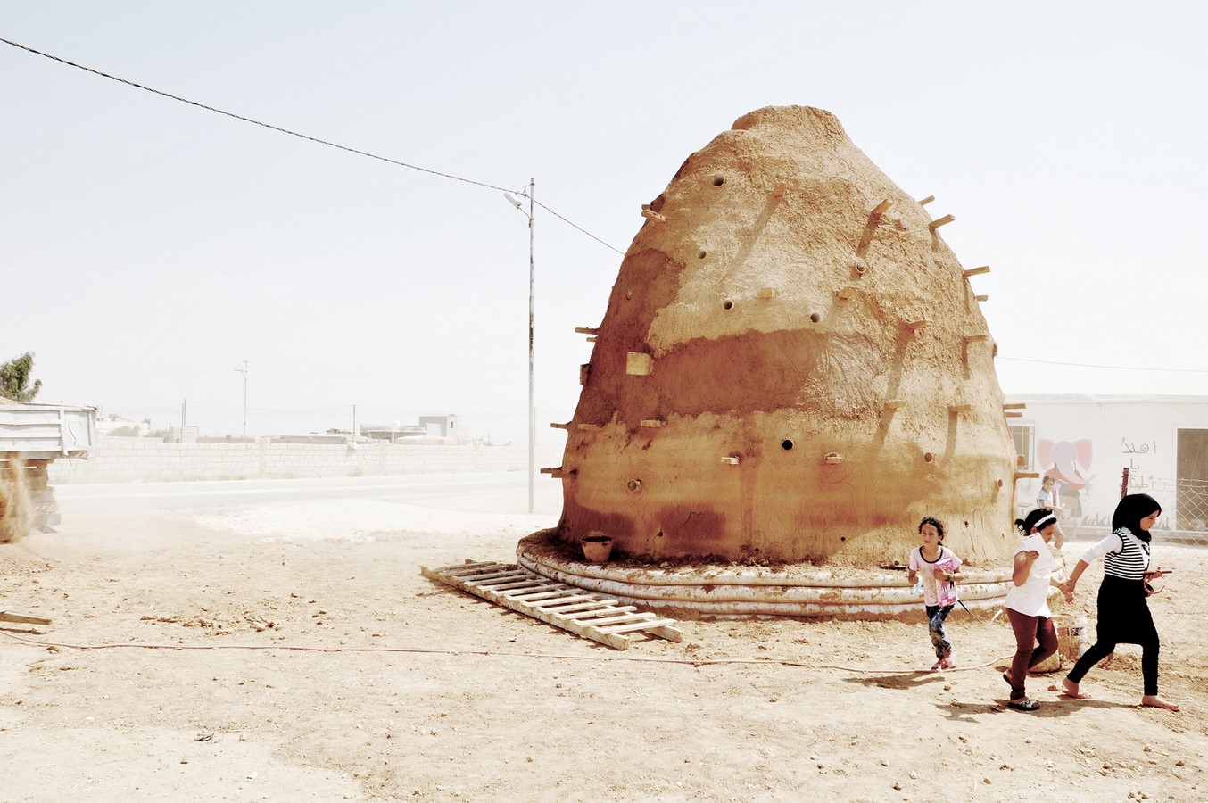 An introduction to disaster relief architecture and design - Sheet5