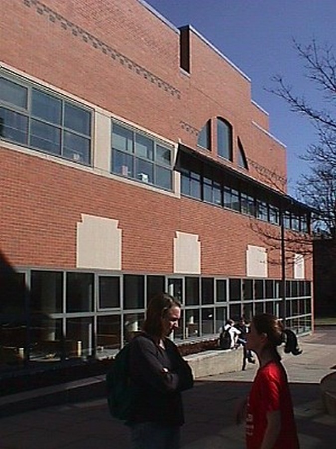 Gordon Wu Hall by Robert Venturi: Centerpiece of The Butler College - Sheet6