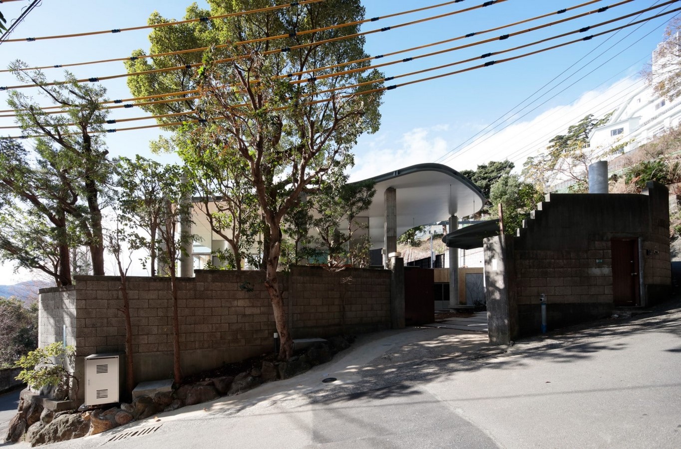 House Momoyama by Erika Nakagawa Office: Ambiguous Border - Sheet1