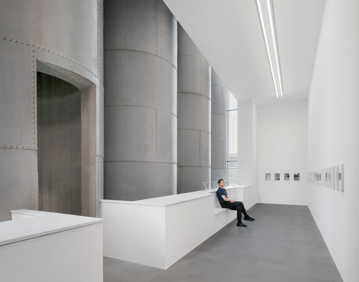 Brick Façade combined with White Cubes For Extension Of Küppersmühle Museum designed by Herzog & De Meuron - Sheet2