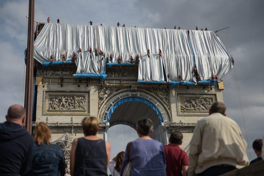 The Arc de Triomphe Wrapped: A lifelong Dream Come True for Christo and Jeanne-Claude - Sheet2