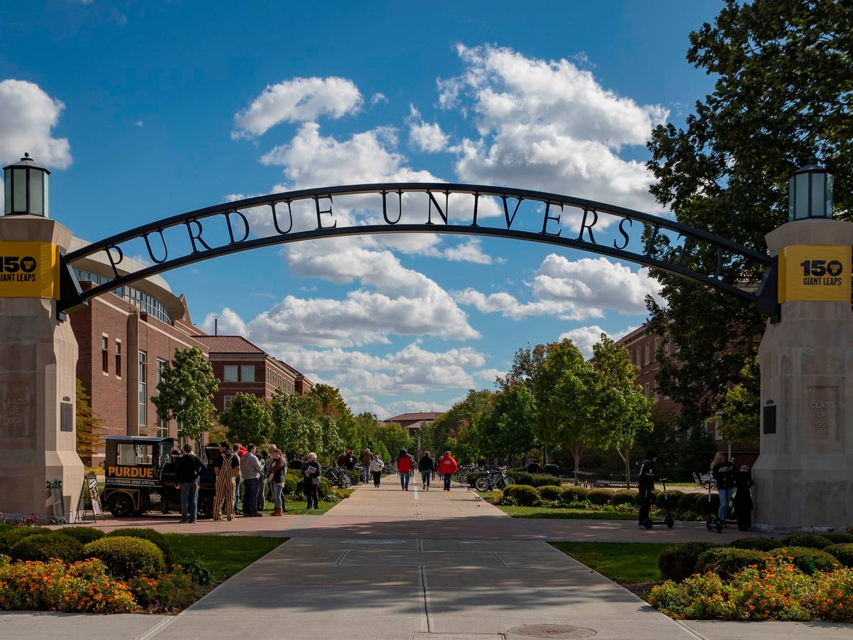 Top 15 colleges providing UX Degrees across globe - Sheet14
