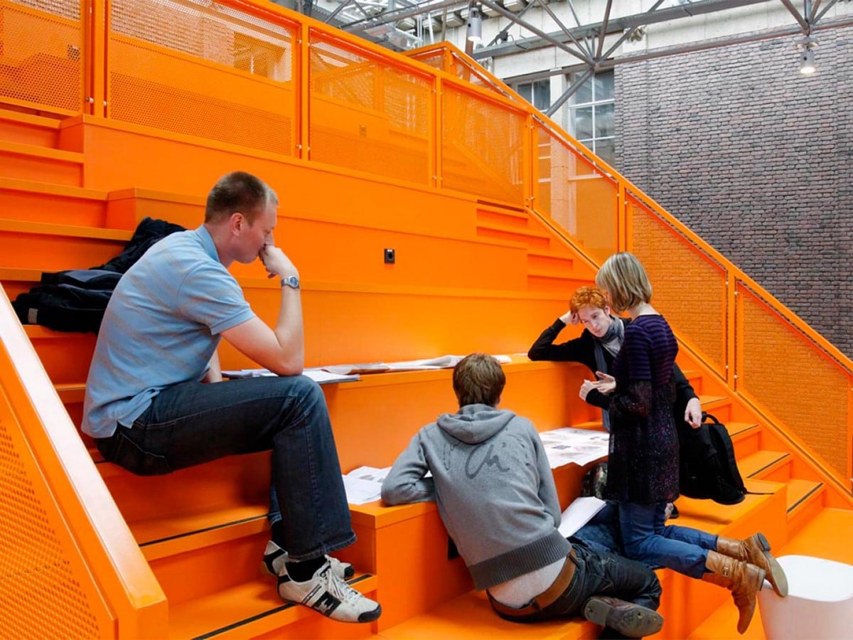 Top 15 colleges providing UX Degrees across globe - Sheet9