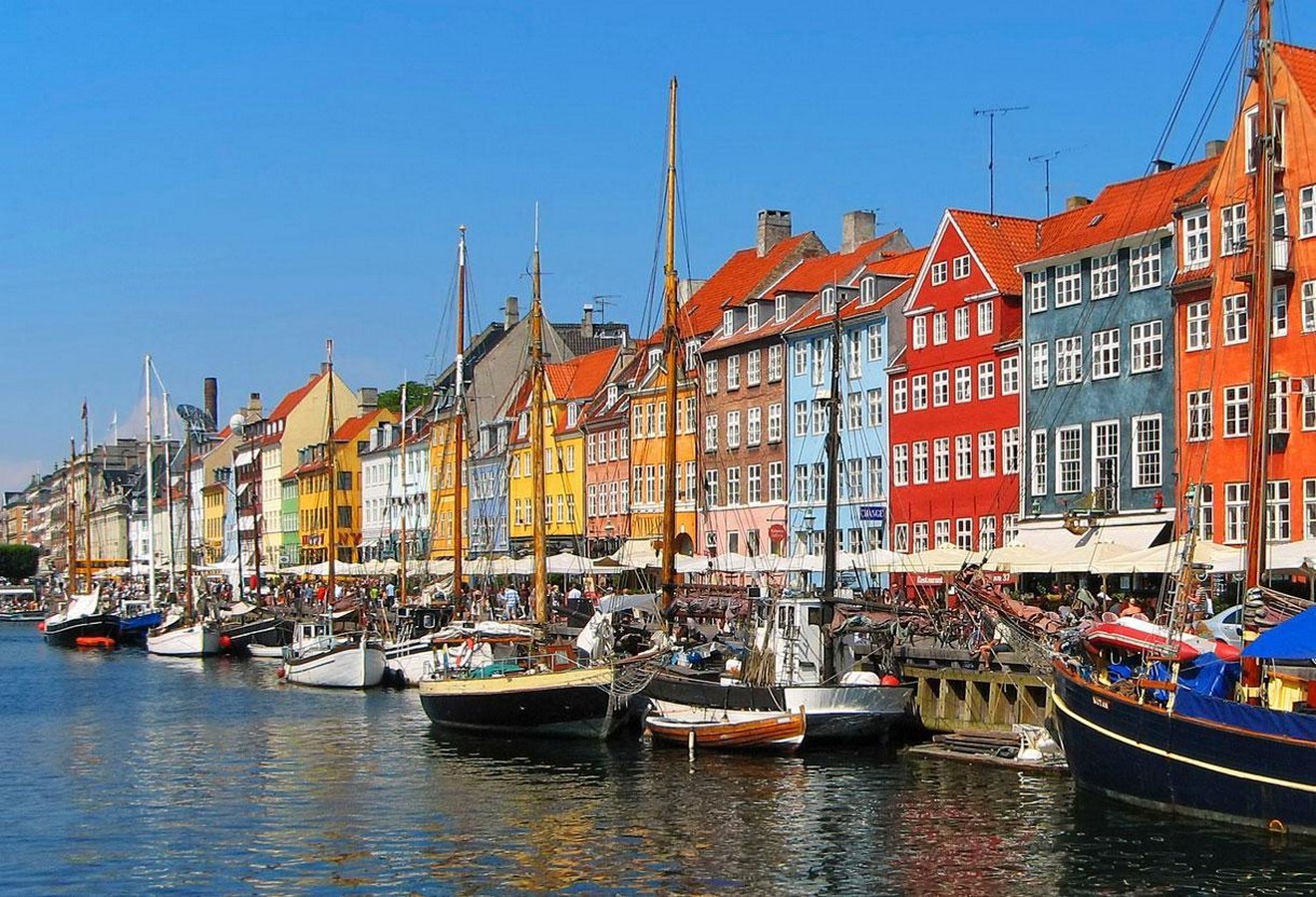 Architecture of Cities: Copenhagen- The city of Tales - Sheet3