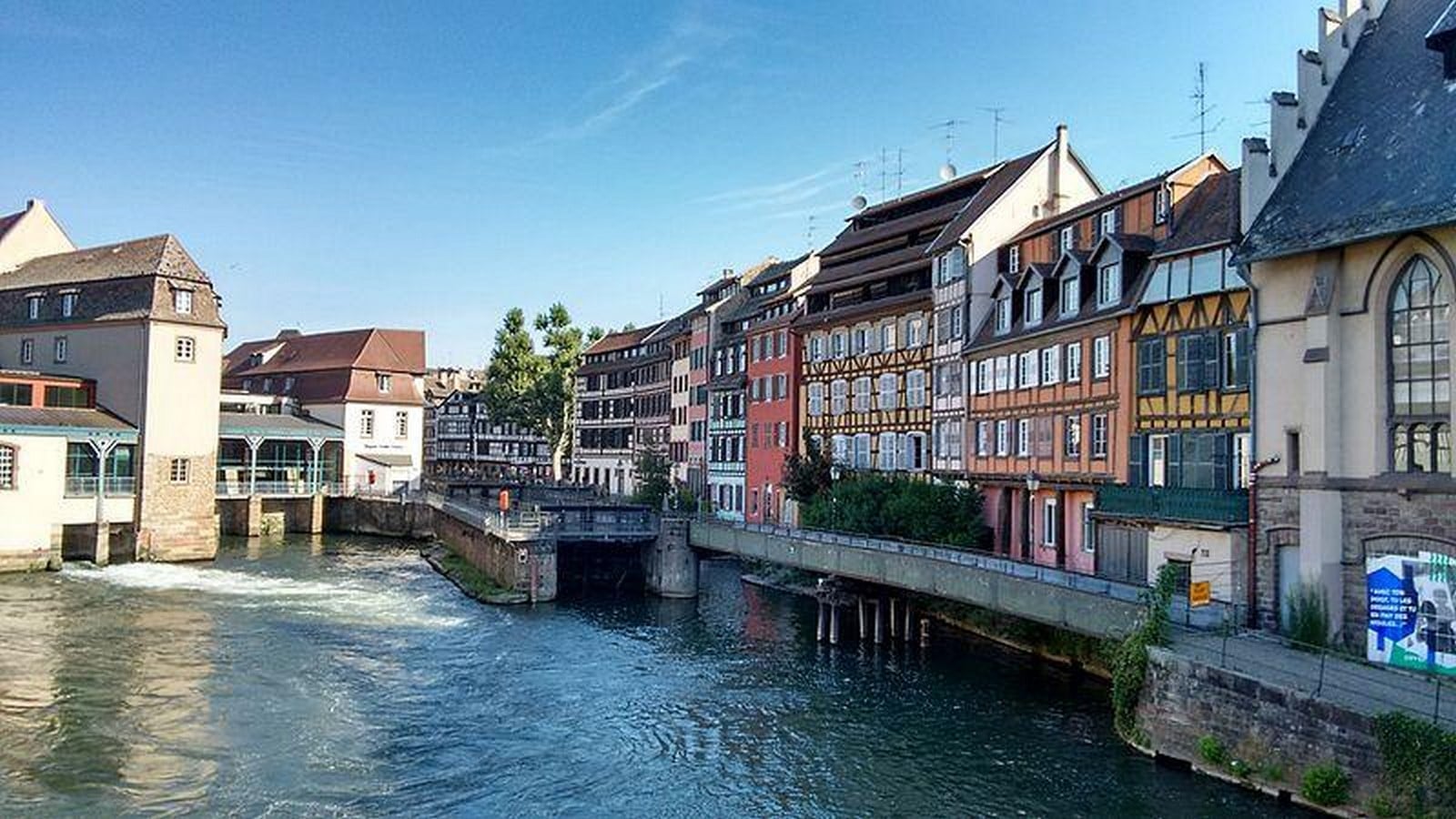 Architecture of Cities: Strasbourg- The Capital of Christmas - Sheet3
