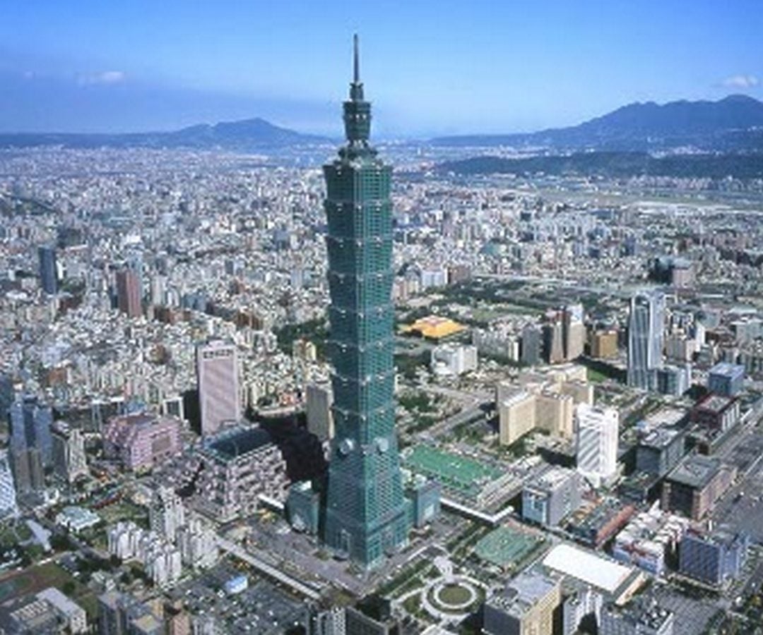 Taipei 101  ©http://www.designcurial.com/news/taipei-101-strives-to-become-the-tallest-green-building-in-the-world