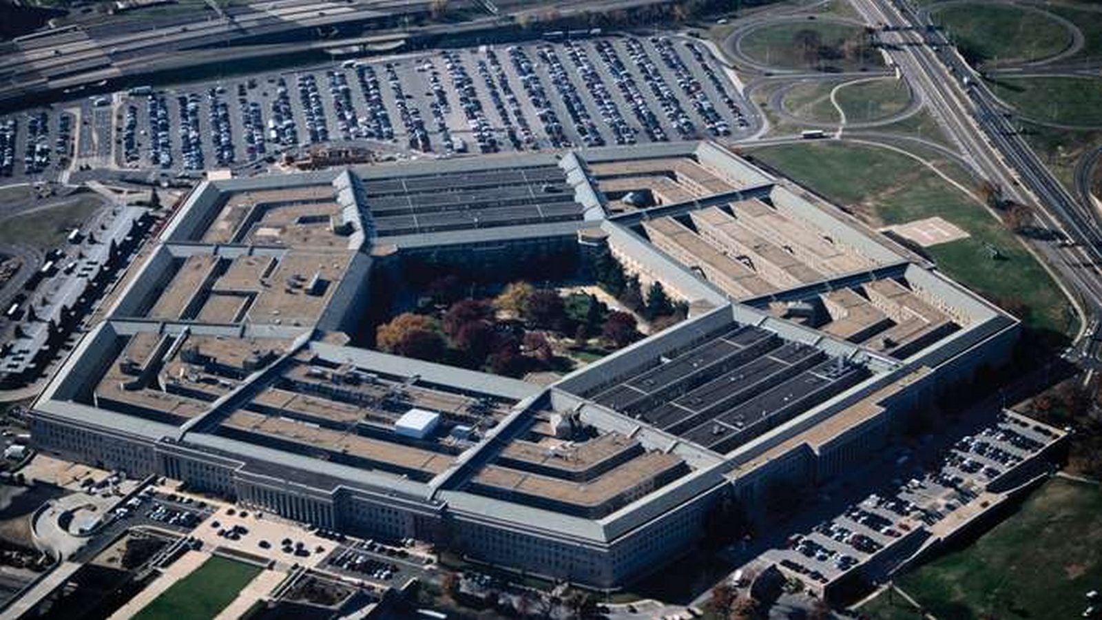 25 Examples of biggest office buildings around the world - Sheet7