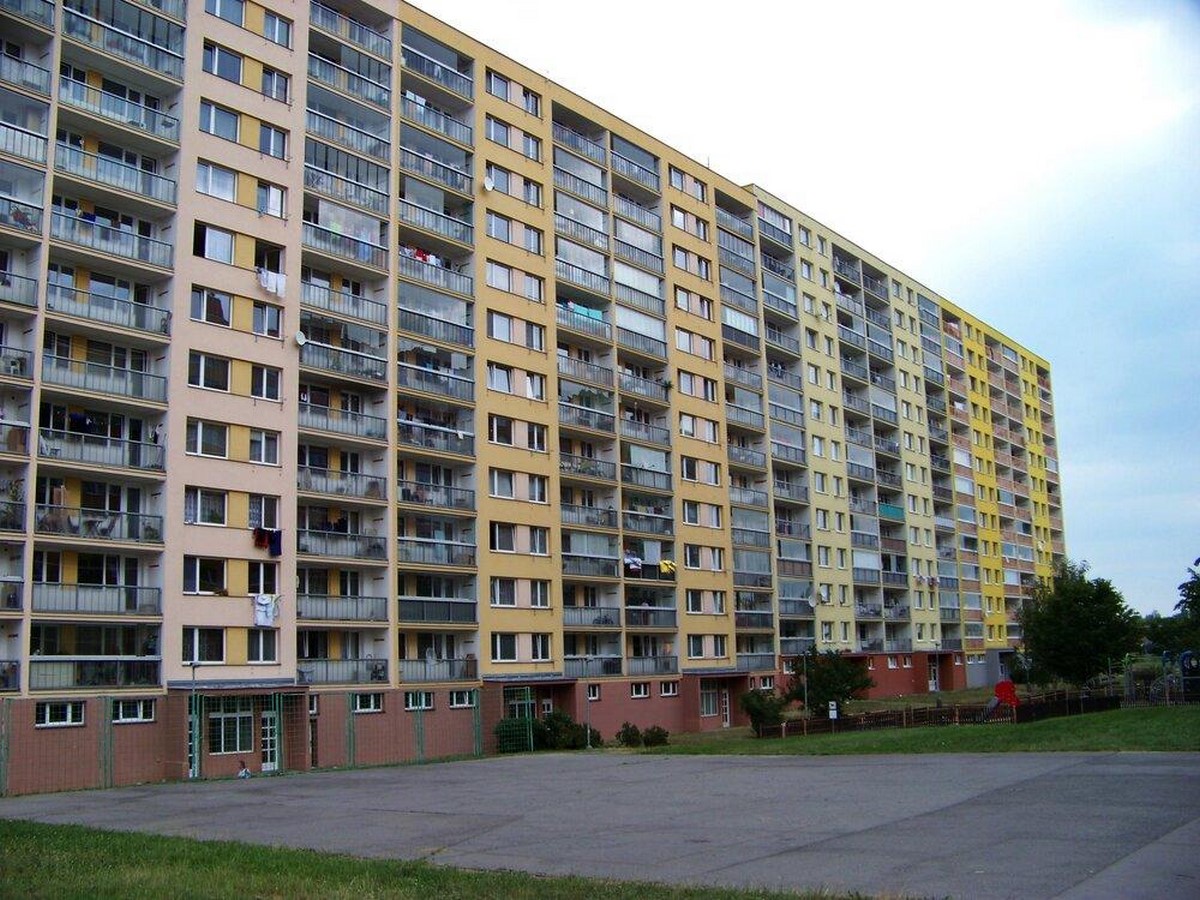 The politically inclined architecture of Czechoslovakia - Sheet4