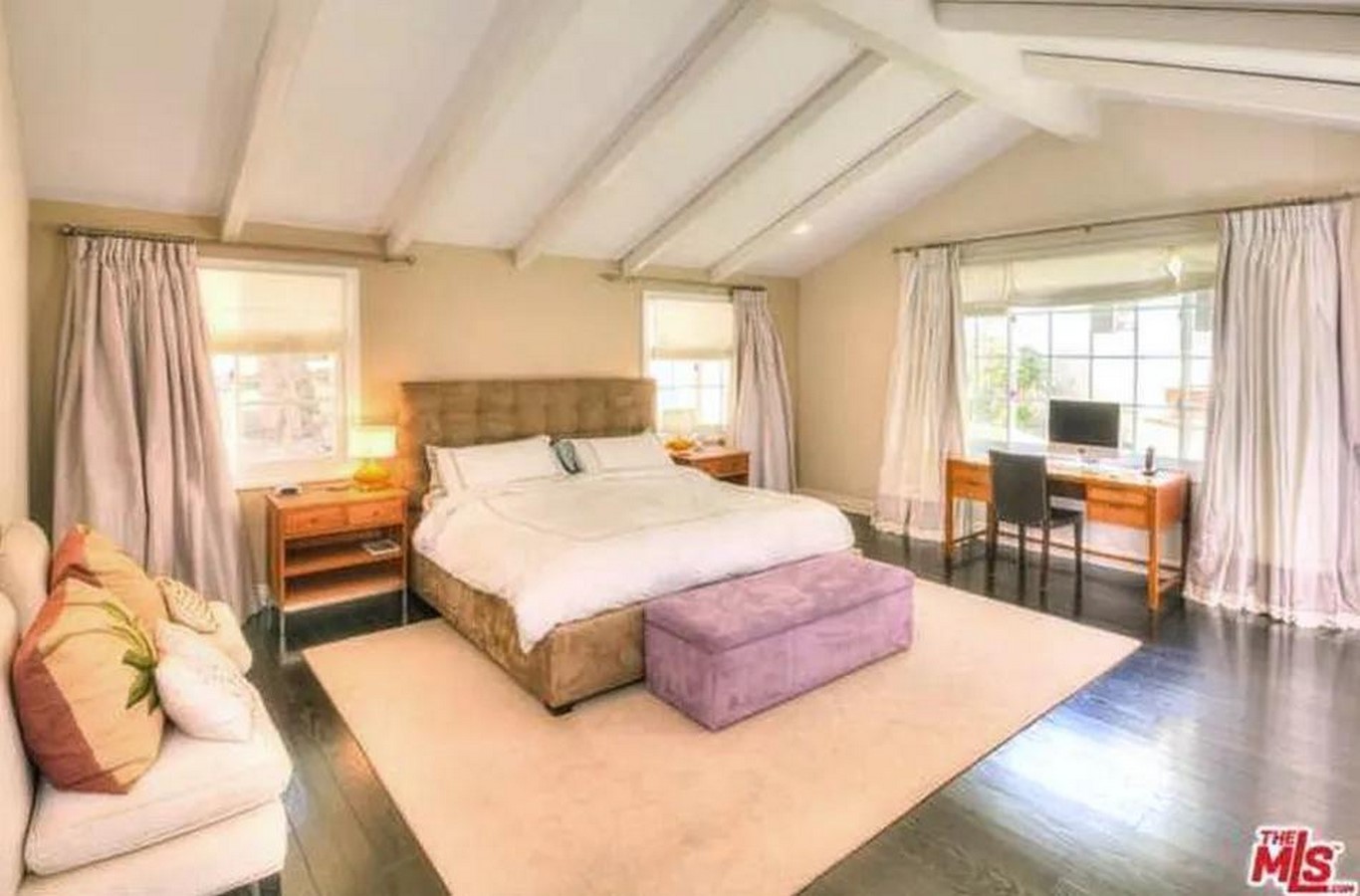 An inside look at all the houses owned by Drake - Sheet23