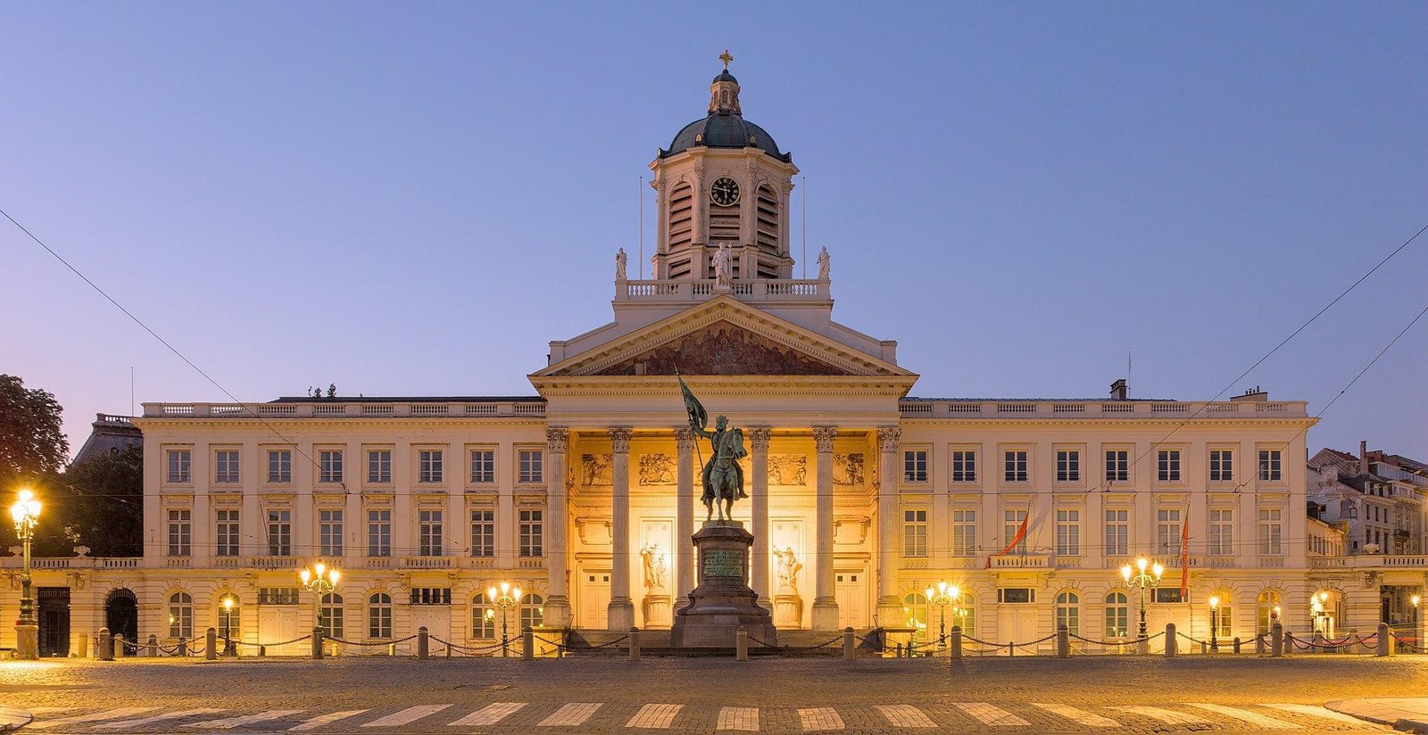 The politically inclined architecture of Belgium -Sheet9