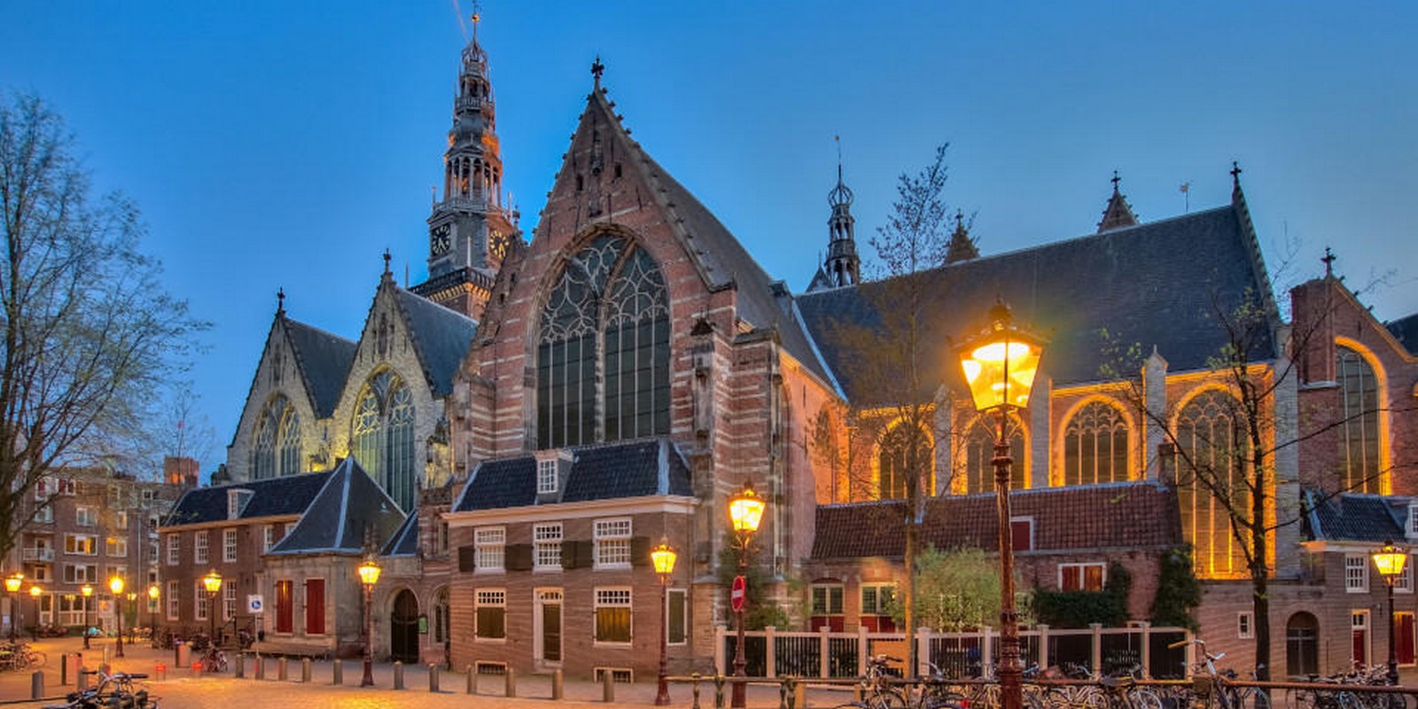 Architecture of Cities: Amsterdam- Architectural Aesthetics Hub - Sheet7