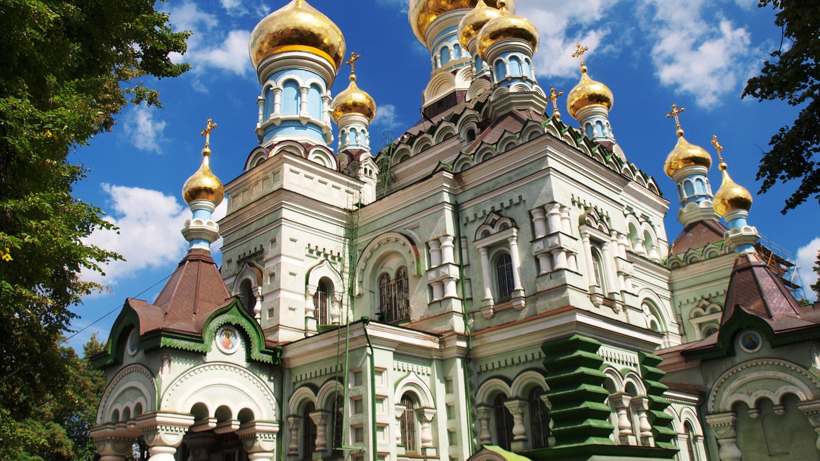 The politically inclined architecture of Ukraine - Sheet1