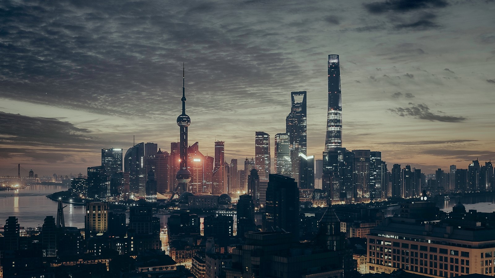 The Architecture of Tomorrow: Salvation or Damnation of the Society? - Sheet2
