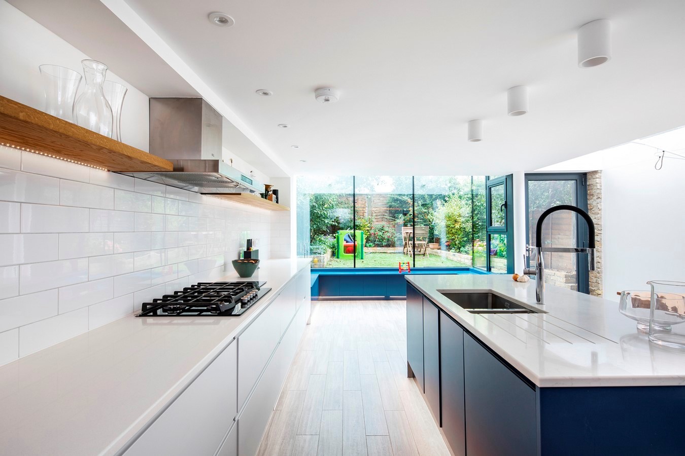 Peckham Glass Box by Unagru - Sheet4