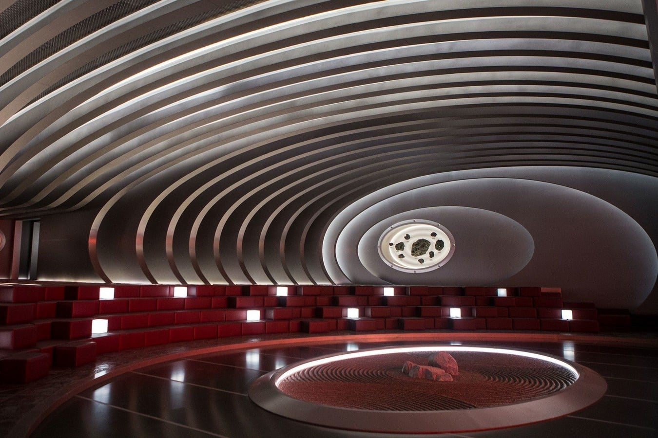 An Architectural Review of Passengers - Sheet4