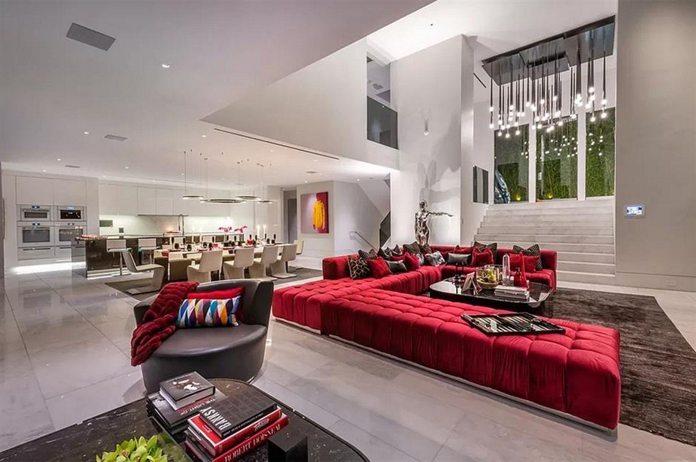 An inside look at all the houses owned by Justin Bieber - Sheet24
