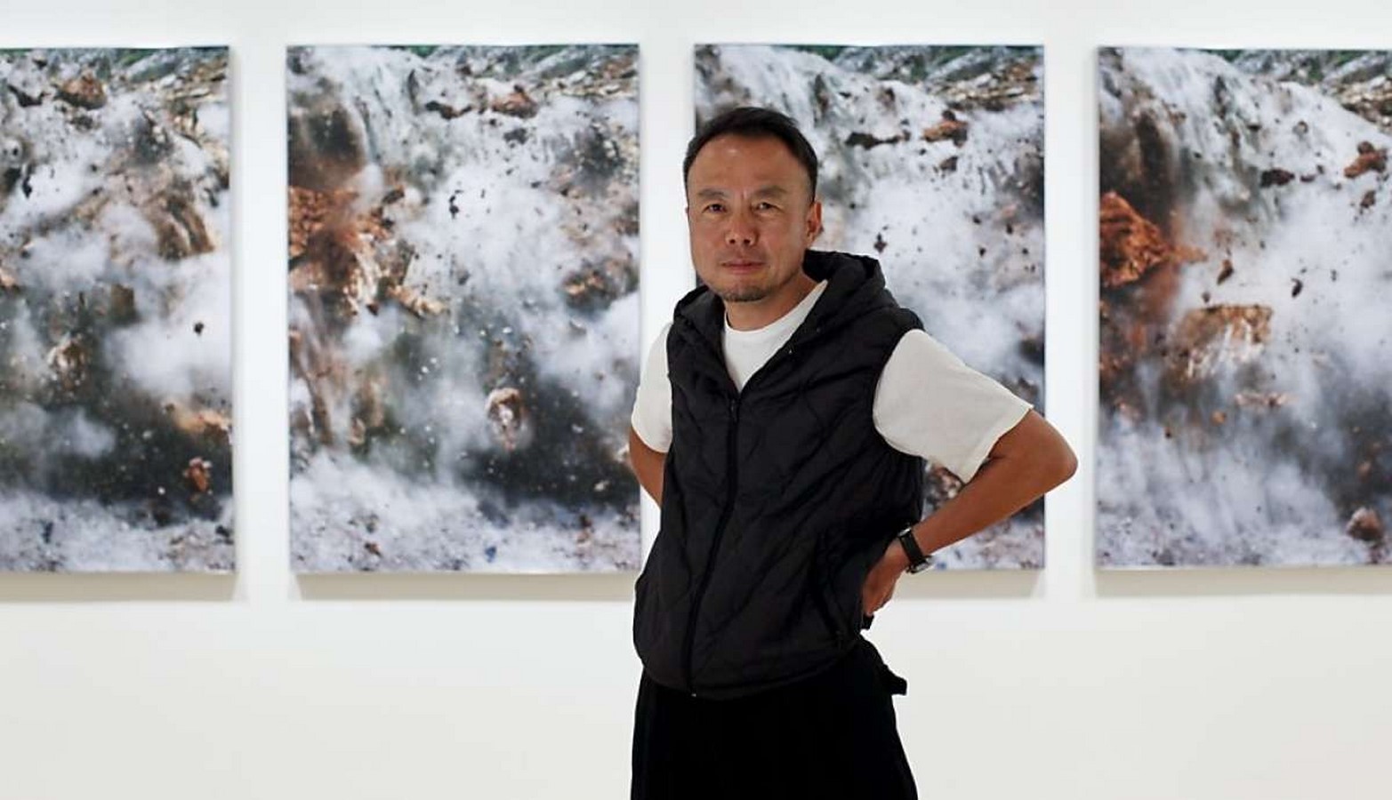 Naoya Hatakeyama and his views through lens - Sheet2