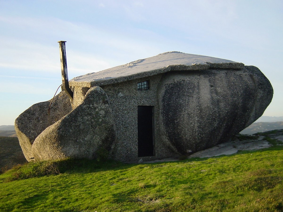 Buildings that did not play by the rules - Sheet9
