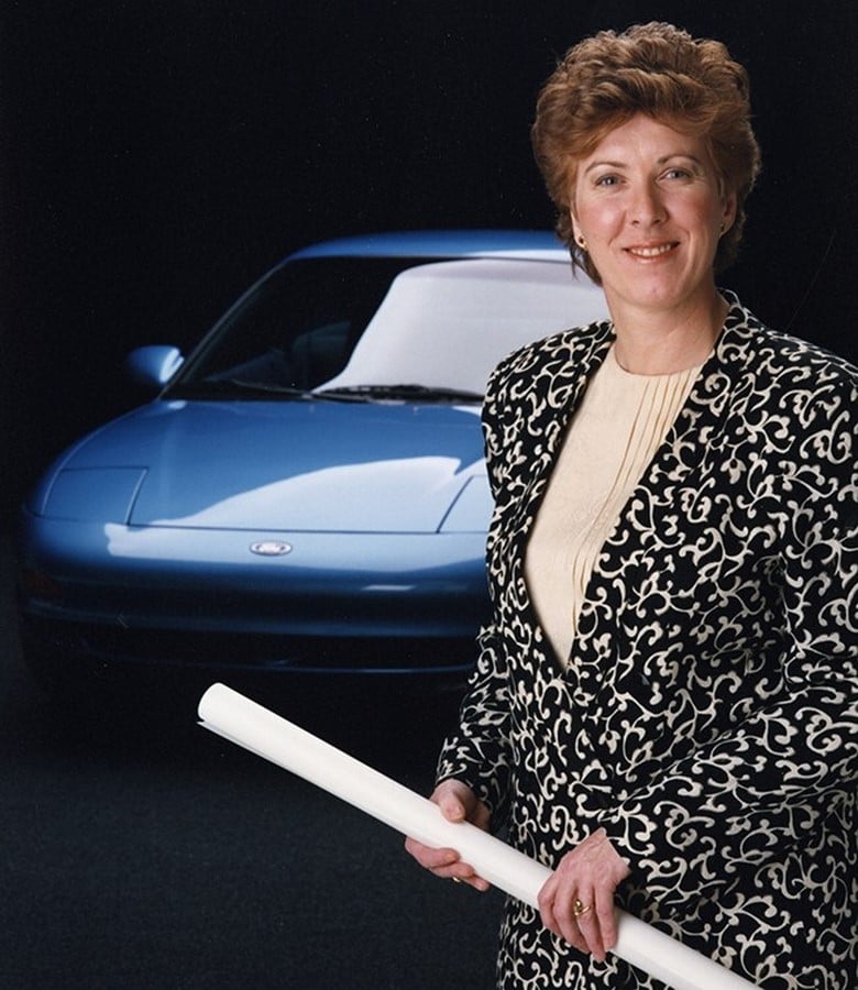 Mimi Vandermolen and the automobile industry - Sheet1