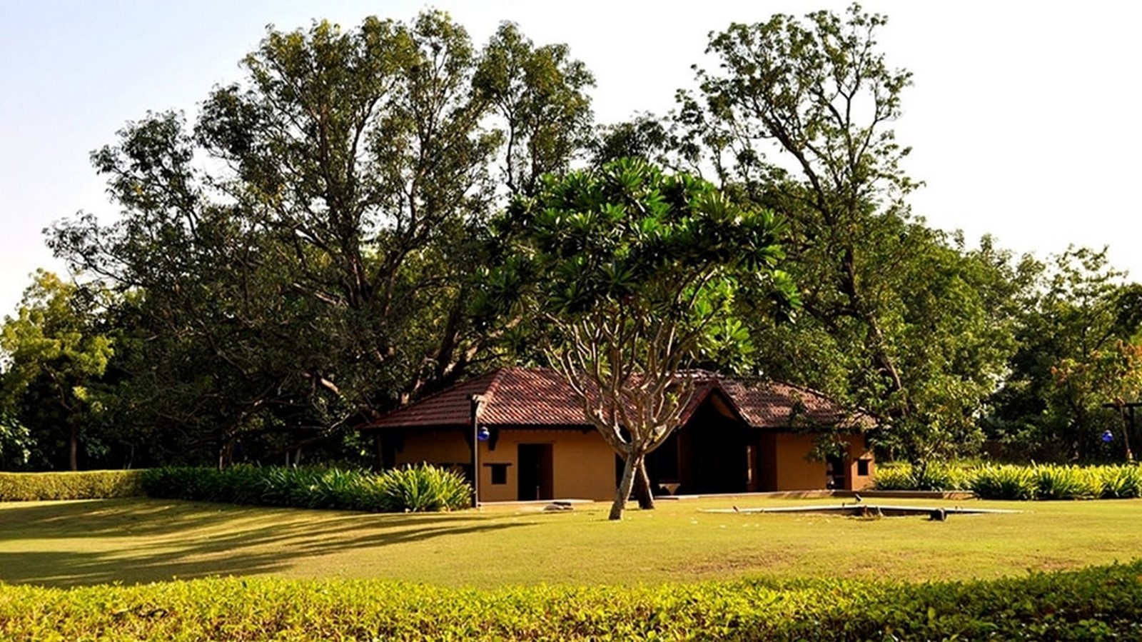 Exterior view_©https://www.landscapeindia.net