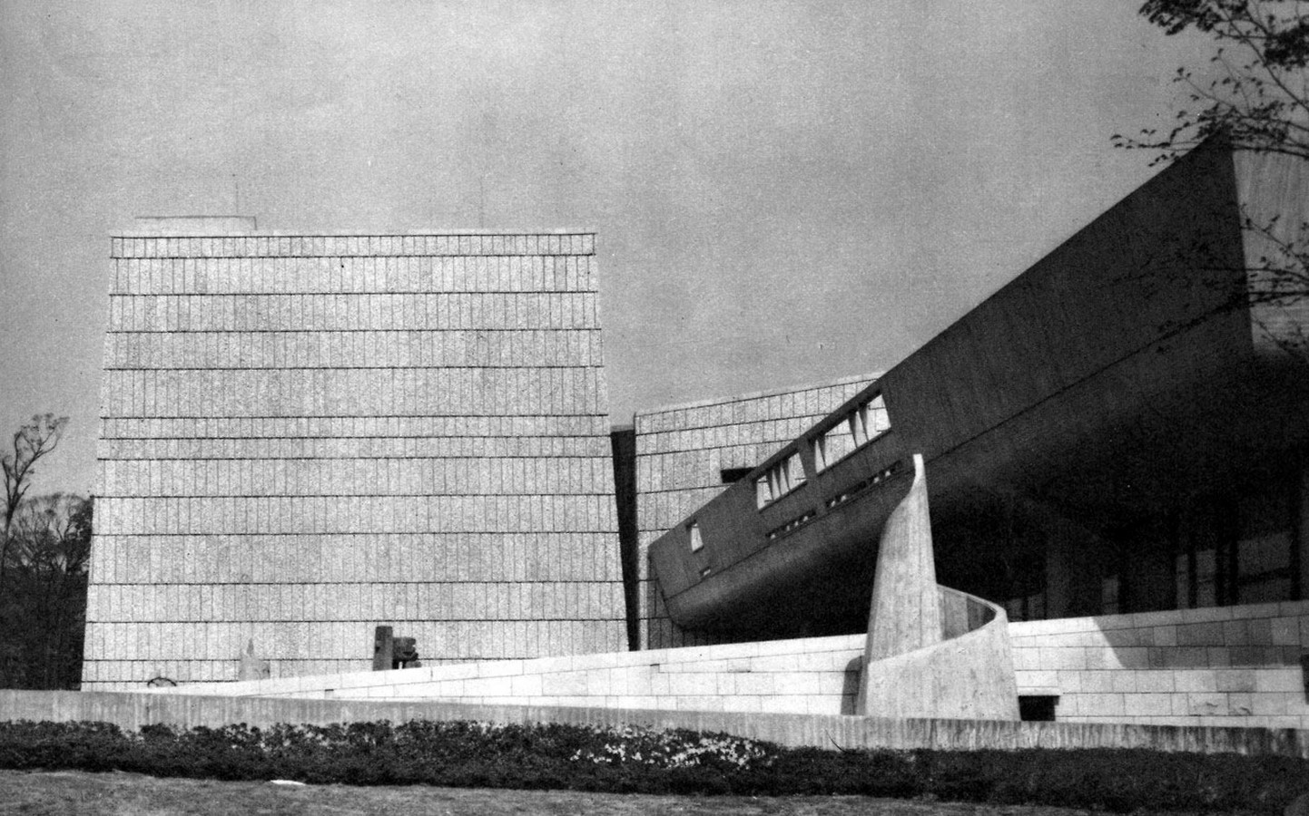 An overview of Architecture in modern Asia - Sheet1