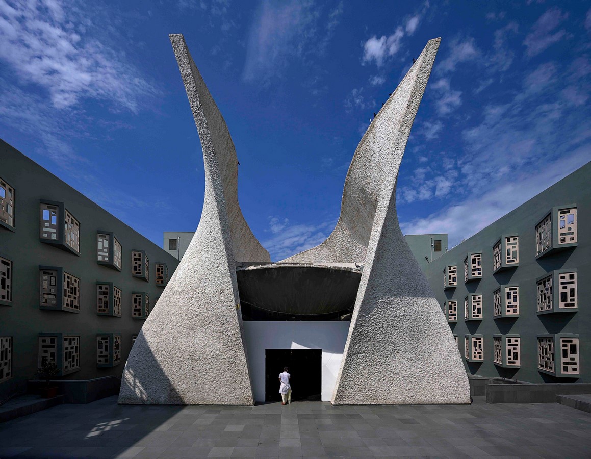 An overview of Architecture in modern Asia - Sheet10