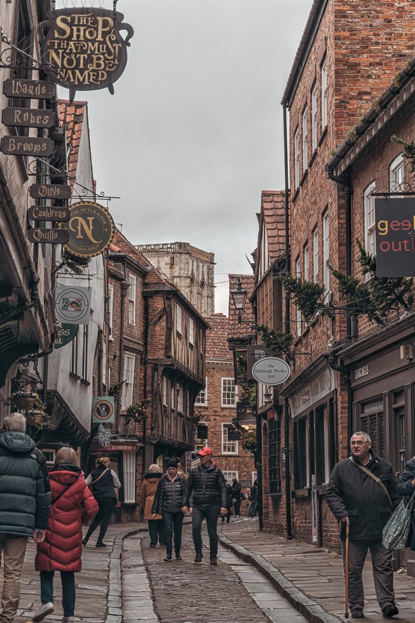 An Architectural review of Shambles- Street in York - Sheet2