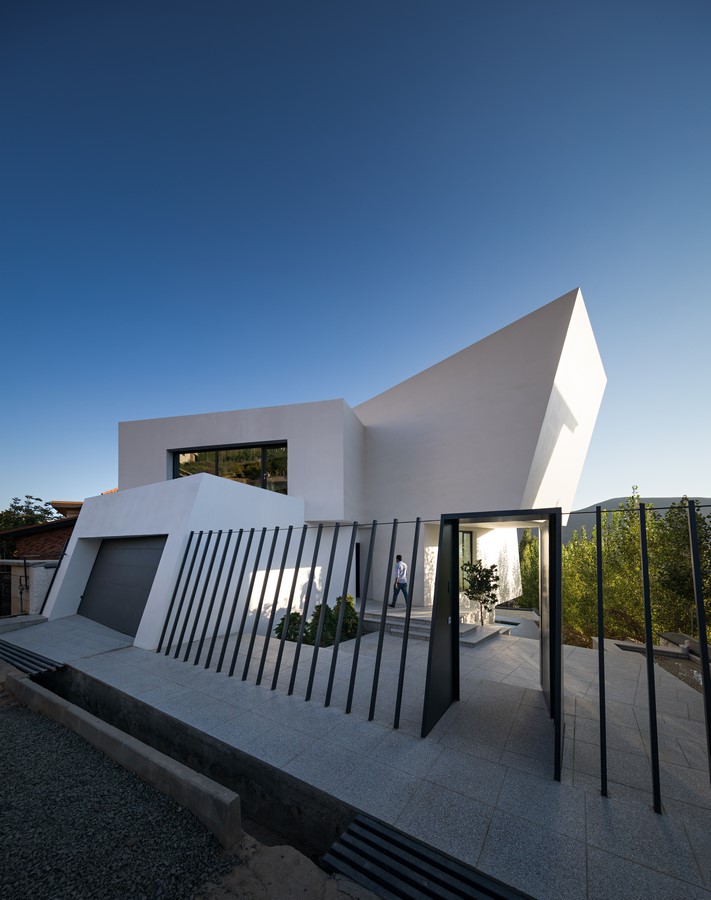 Cantilever House by Uc21 Architects - Sheet8